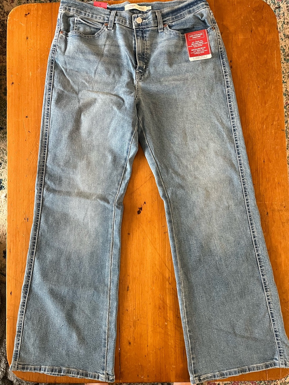 🆕 Levi’s Signature Vintage Relaxed Boot Medium Wash Denim Stretch Jeans
